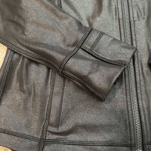 Lu Lu Lemon black jacket size 8 - Picture 4 of 12